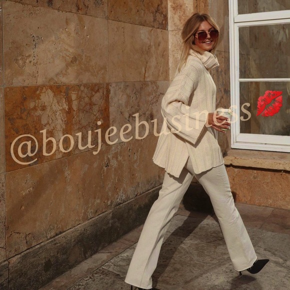 ZARA Oversized Turtleneck Sweater - Picture 4 of 8